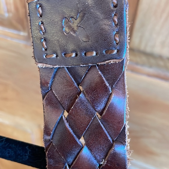 American eagle - Picture 2 of 5